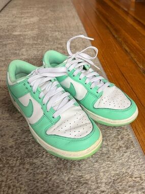 Nike Low Top Sneakers in Mint Green & White